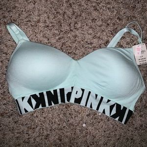 NEW Lightly Lined Victoria’s Secret PINK Bra Teal